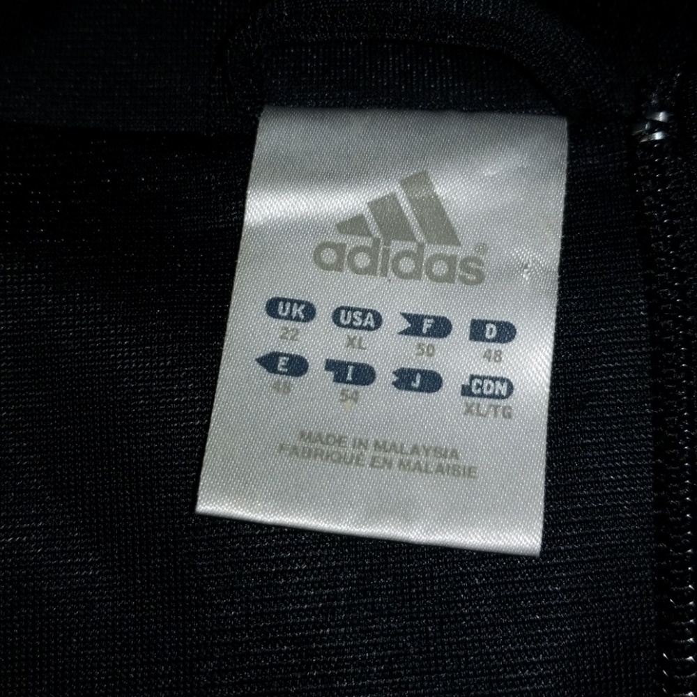 Light weight track jacket